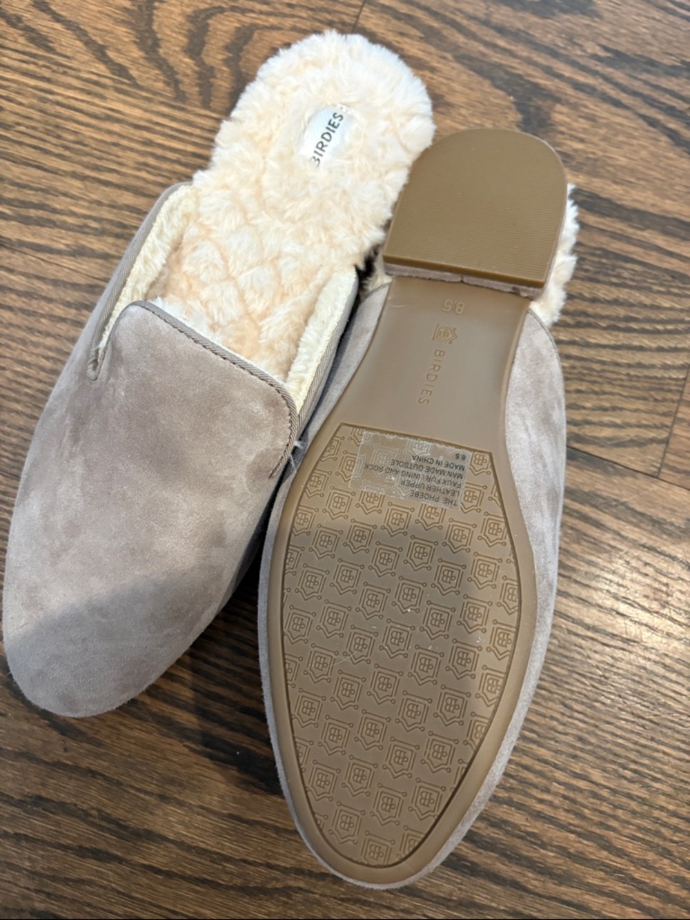 Birdies Taupe Suede Slip-On Mules with Cream Sherpa Lining look brand new - Picture 2 of 3